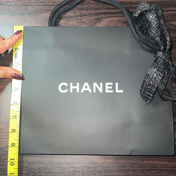 Chanel Shopping Bag w/Ribbon - Picture 5 of 5